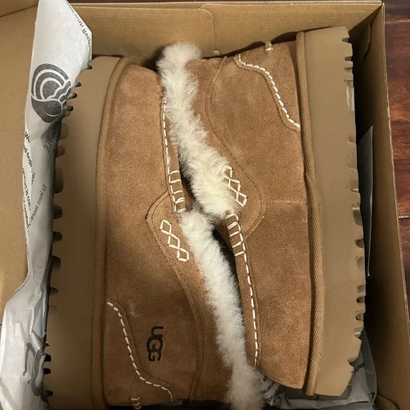 UGG Chestnut Suede Shearling Moccasins - Picture 8 of 8